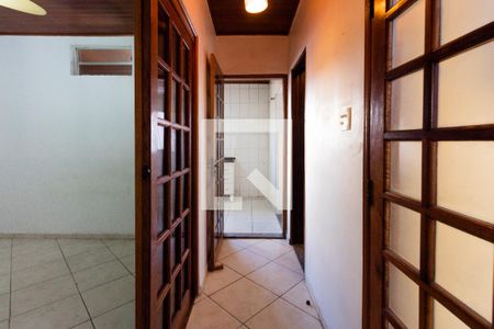 Corredor de casa para alugar com 1 quarto, 80m² em Sumarezinho, São Paulo