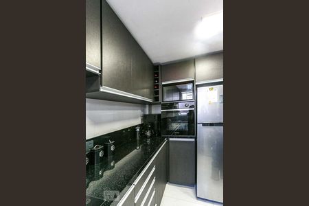 Cozinha de apartamento à venda com 2 quartos, 72m² em Farroupilha, Porto Alegre