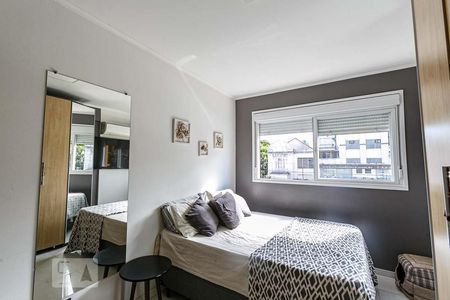 Quarto 1 de apartamento à venda com 2 quartos, 72m² em Farroupilha, Porto Alegre