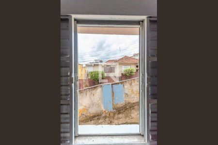 Quarto de casa para alugar com 1 quarto, 50m² em Vila Iório, São Paulo