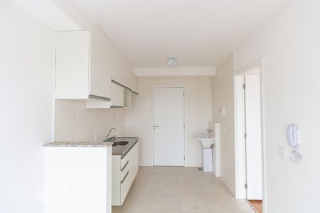 Sala/Cozinha de apartamento para alugar com 1 quarto, 28m² em Vila Ema, São Paulo