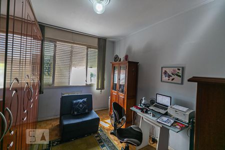 Quarto 1 de apartamento à venda com 2 quartos, 99m² em Medianeira, Porto Alegre