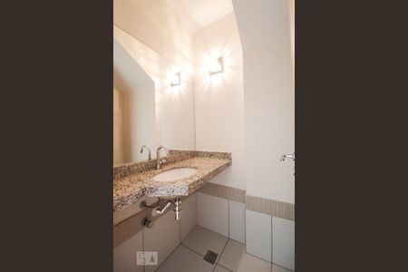 Lavabo de apartamento para alugar com 1 quarto, 77m² em Setor Oeste, Goiânia