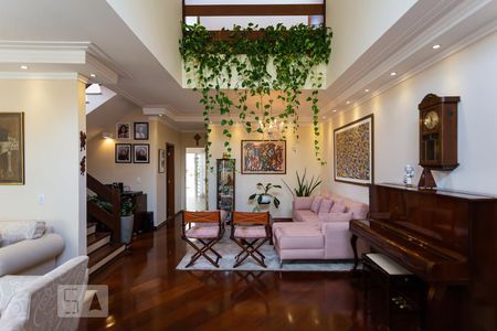 Sala de casa para alugar com 6 quartos, 500m² em Cidade São Francisco, São Paulo