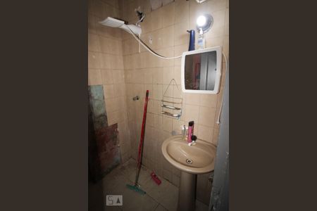 Casa de condomínio à venda com 87m², 2 quartos e sem vaga Casa de condomínio à venda com 87m², 2 quartos e sem vagaBanheiro