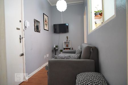 Sala  de apartamento à venda com 1 quarto, 43m² em Petrópolis, Porto Alegre
