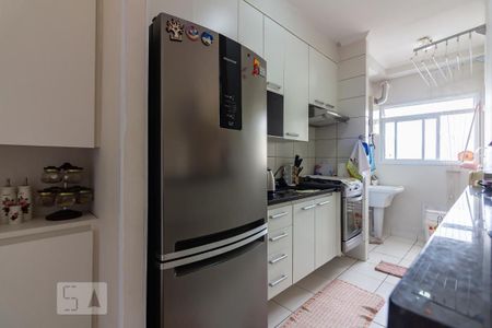 Cozinha de apartamento para alugar com 2 quartos, 57m² em Umuarama, Osasco