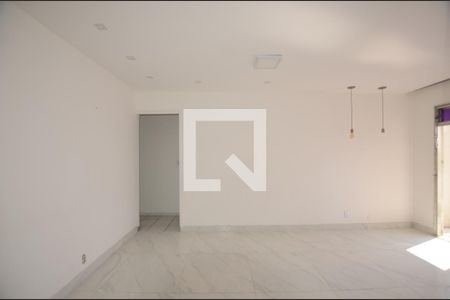 Sala de apartamento à venda com 3 quartos, 130m² em Braz de Pina, Rio de Janeiro