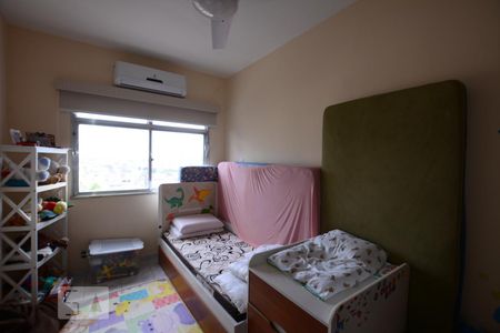 Quarto 1 de apartamento à venda com 2 quartos, 130m² em Braz de Pina, Rio de Janeiro