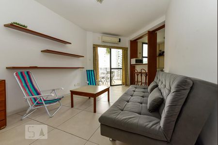 Sala de apartamento à venda com 1 quarto, 55m² em Copacabana, Rio de Janeiro