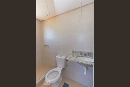 Banheiro  de apartamento à venda com 1 quarto, 46m² em Petrópolis, Porto Alegre