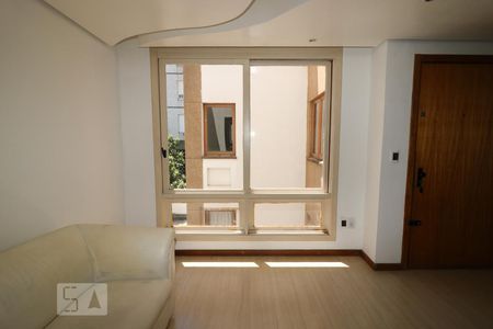 Sala de apartamento para alugar com 1 quarto, 110m² em São João, Porto Alegre