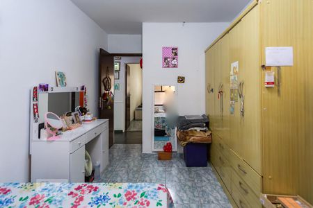 Quarto 2 de casa à venda com 4 quartos, 197m² em Quitaúna, Osasco