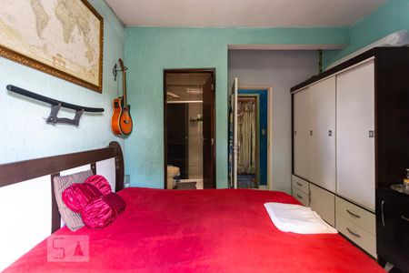 Suíte de casa à venda com 4 quartos, 197m² em Quitaúna, Osasco