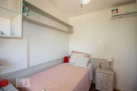 Quarto  de apartamento para alugar com 2 quartos, 82m² em São Geraldo, Porto Alegre