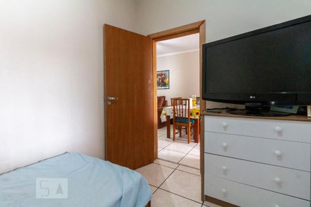 Quarto 1 de casa à venda com 5 quartos, 150m² em Conjunto Residencial José Bonifácio, São Paulo