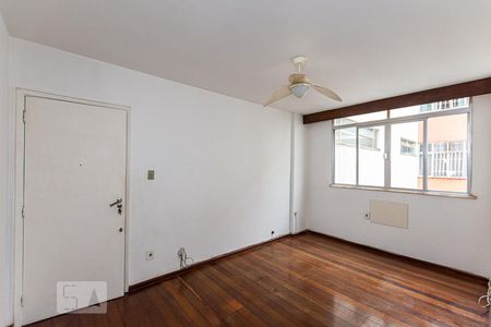 Sala de apartamento para alugar com 2 quartos, 104m² em Icaraí, Niterói