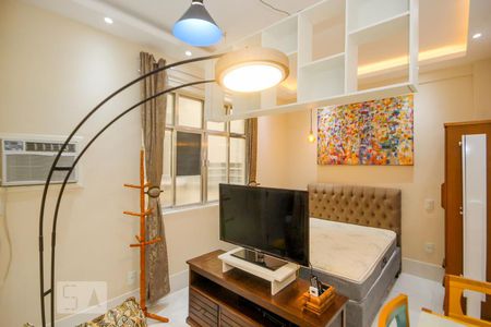 Sala de apartamento para alugar com 1 quarto, 33m² em Copacabana, Rio de Janeiro