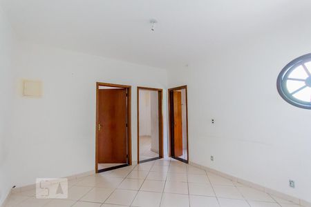 Sala de apartamento para alugar com 2 quartos, 50m² em Condomínio Maracanã, Santo André