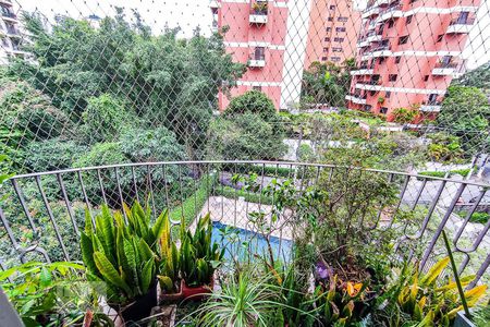 Varanda de apartamento para alugar com 3 quartos, 110m² em Jardim Ampliação, São Paulo
