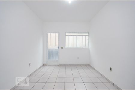 Sala de casa para alugar com 2 quartos, 50m² em Salgado Filho, Belo Horizonte
