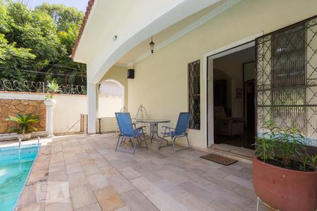 Varanda de casa para alugar com 4 quartos, 300m² em Pechincha, Rio de Janeiro