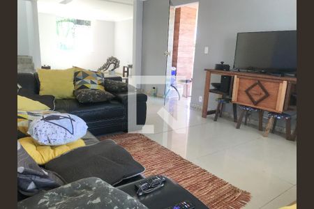 Sala de casa de condomínio à venda com 6 quartos, 650m² em Anil, Rio de Janeiro