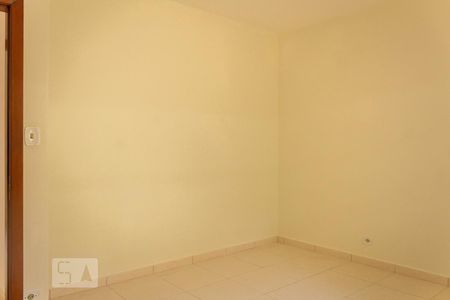 Quarto 1 de casa para alugar com 2 quartos, 60m² em Vila Campo Grande, São Paulo