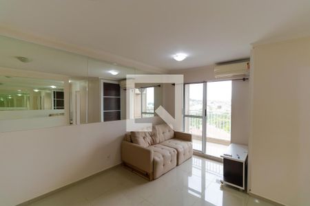 Salas de apartamento para alugar com 3 quartos, 69m² em Jardim Ipaussurama, Campinas