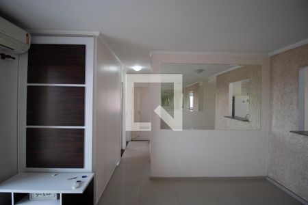 Salas de apartamento para alugar com 3 quartos, 69m² em Jardim Ipaussurama, Campinas