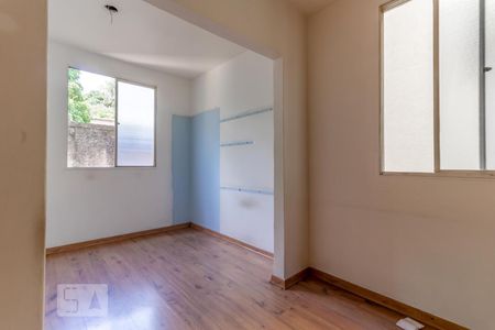 Apartamento à venda com 2 quartos, 67m² em Carlos Prates, Belo Horizonte