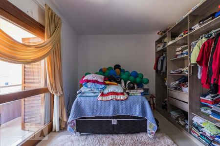 Dormitório de casa à venda com 3 quartos, 217m² em Hípica, Porto Alegre