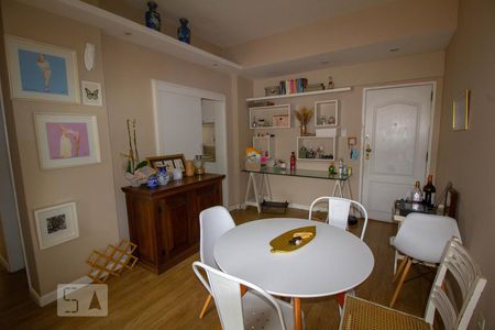 Sala de apartamento à venda com 2 quartos, 80m² em Humaitá, Rio de Janeiro