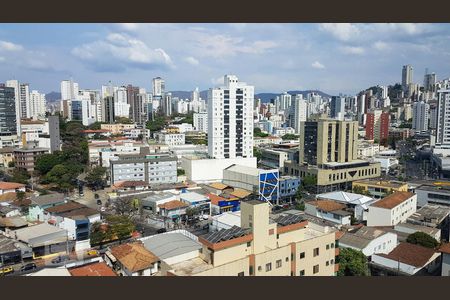 Apartamento à venda com 3 quartos, 176m² em Prado, Belo Horizonte