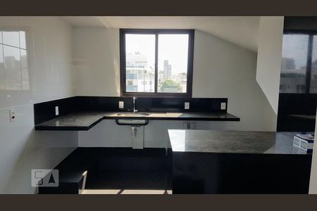 Apartamento à venda com 3 quartos, 176m² em Prado, Belo Horizonte