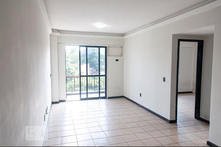 Sala de apartamento para alugar com 2 quartos, 75m² em Taquara, Rio de Janeiro