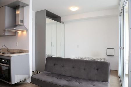 Sala de apartamento para alugar com 1 quarto, 35m² em Real Parque, São Paulo