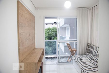 Sala de kitnet/studio para alugar com 1 quarto, 32m² em Centro Histórico de São Paulo, São Paulo