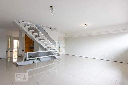 Sala 1 de casa à venda com 3 quartos, 265m² em Jardim Japao, São Paulo