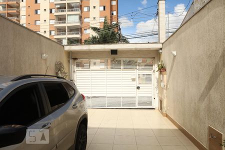 Garagem de casa à venda com 3 quartos, 150m² em Vila Dom Pedro I, São Paulo