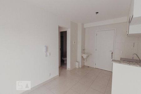 Sala de apartamento para alugar com 2 quartos, 45m² em Cambuci, São Paulo