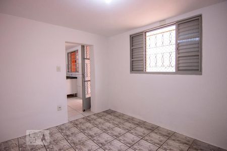 Sala de casa para alugar com 1 quarto, 30m² em Vila Mazzei, São Paulo