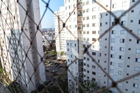 Sala - Vista de apartamento para alugar com 2 quartos, 45m² em Cocaia, Guarulhos