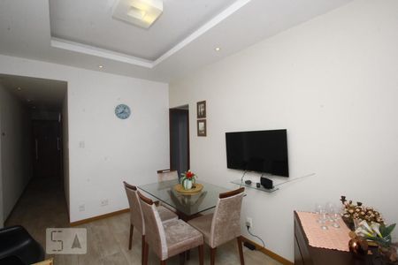 Sala de apartamento para alugar com 2 quartos, 70m² em Laranjeiras, Rio de Janeiro