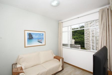 Quarto 1 de apartamento para alugar com 2 quartos, 70m² em Laranjeiras, Rio de Janeiro