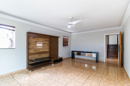 Sala de casa para alugar com 3 quartos, 300m² em Jardim Chapadão, Campinas