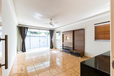 Sala de casa para alugar com 3 quartos, 300m² em Jardim Chapadão, Campinas