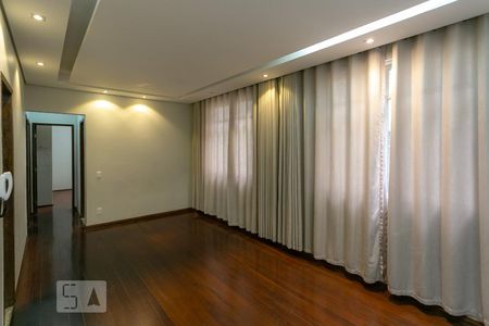 Sala de apartamento para alugar com 3 quartos, 118m² em Cidade Nova, Belo Horizonte