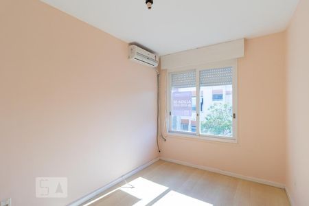 Quarto de apartamento para alugar com 1 quarto, 53m² em Vila João Pessoa, Porto Alegre