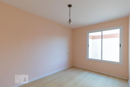 Sala de apartamento para alugar com 1 quarto, 53m² em Vila João Pessoa, Porto Alegre